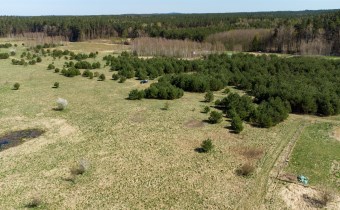 Prąd  przy granicy działki Gierłoż 1718 m² — prąd 