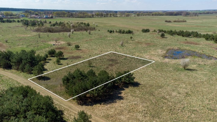 Granice działki 117/62 Gierłoż 1718 m² — widok z d