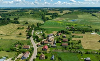 Orzechowo gmina Dobre Miasto – panorama wsi z lotu