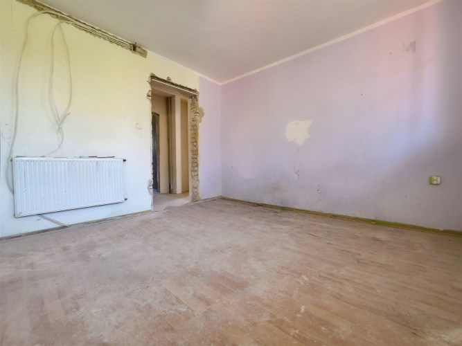 Pokój z wymienioną instalacją grzewczą, mieszkanie